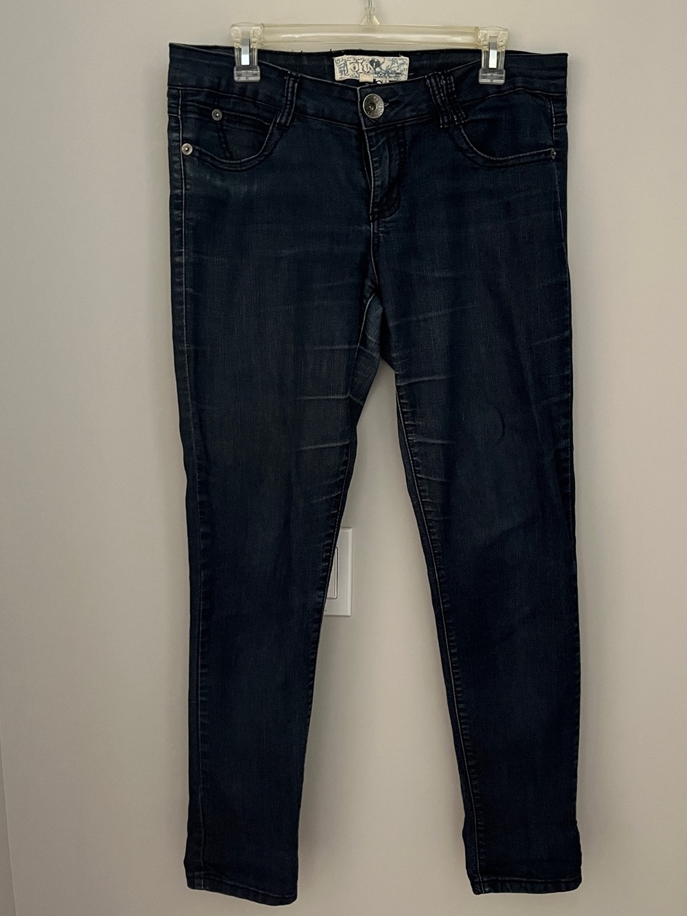 Jolt Jeans Women's Skinny Jeans in Dark Indigo